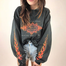 Load image into Gallery viewer, Round Neck Long Sleeve Sweatshirt