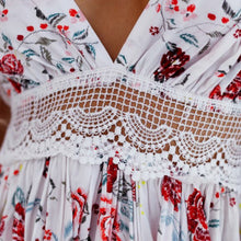 Load image into Gallery viewer, Backless Floarl Printed Suspender Dress