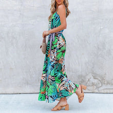 Load image into Gallery viewer, Fashion Green Floral Printed Maxi Dress