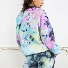Load image into Gallery viewer, Tie-dye Printed Sweatshirt