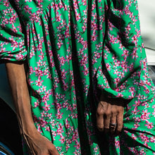 Load image into Gallery viewer, Long Sleeve V Neck Floarl Printed Loose Dress