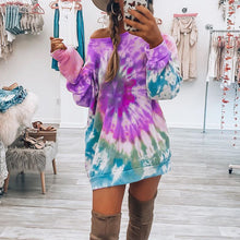 Load image into Gallery viewer, Spiral Print Tie-dye Crew Neck Top
