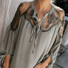 Load image into Gallery viewer, Pure Color Chiffon Shirt
