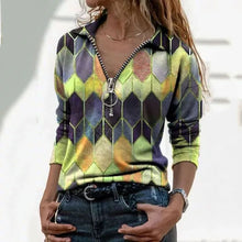 Load image into Gallery viewer, Slim fit V-neck printed zipper T-shirt
