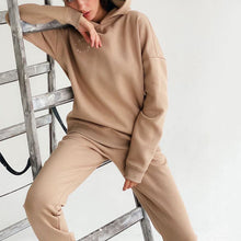 Load image into Gallery viewer, Solid Color Hooded Sweatshirt Set (Sweatshirt+Pants)
