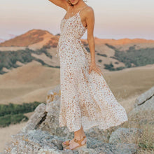 Load image into Gallery viewer, Elegant Sleeveless Ruffle Hem Vacation Maxi Dress
