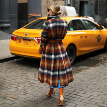 Load image into Gallery viewer, Fashion British Style Woolen Coat
