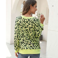 Load image into Gallery viewer, Long Sleeve Leopard Print Sweatshirt
