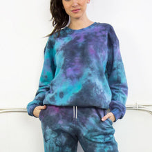 Load image into Gallery viewer, Tie-dye Printed Sweatshirt
