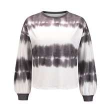 Load image into Gallery viewer, Round Neck Gradient Top T-shirt
